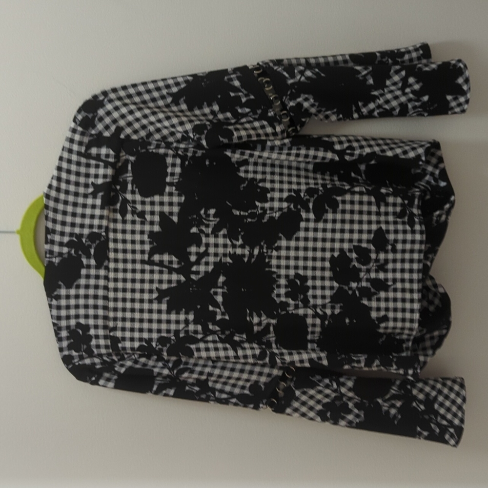 Extra large pullover blouse. - Picture 5 of 8
